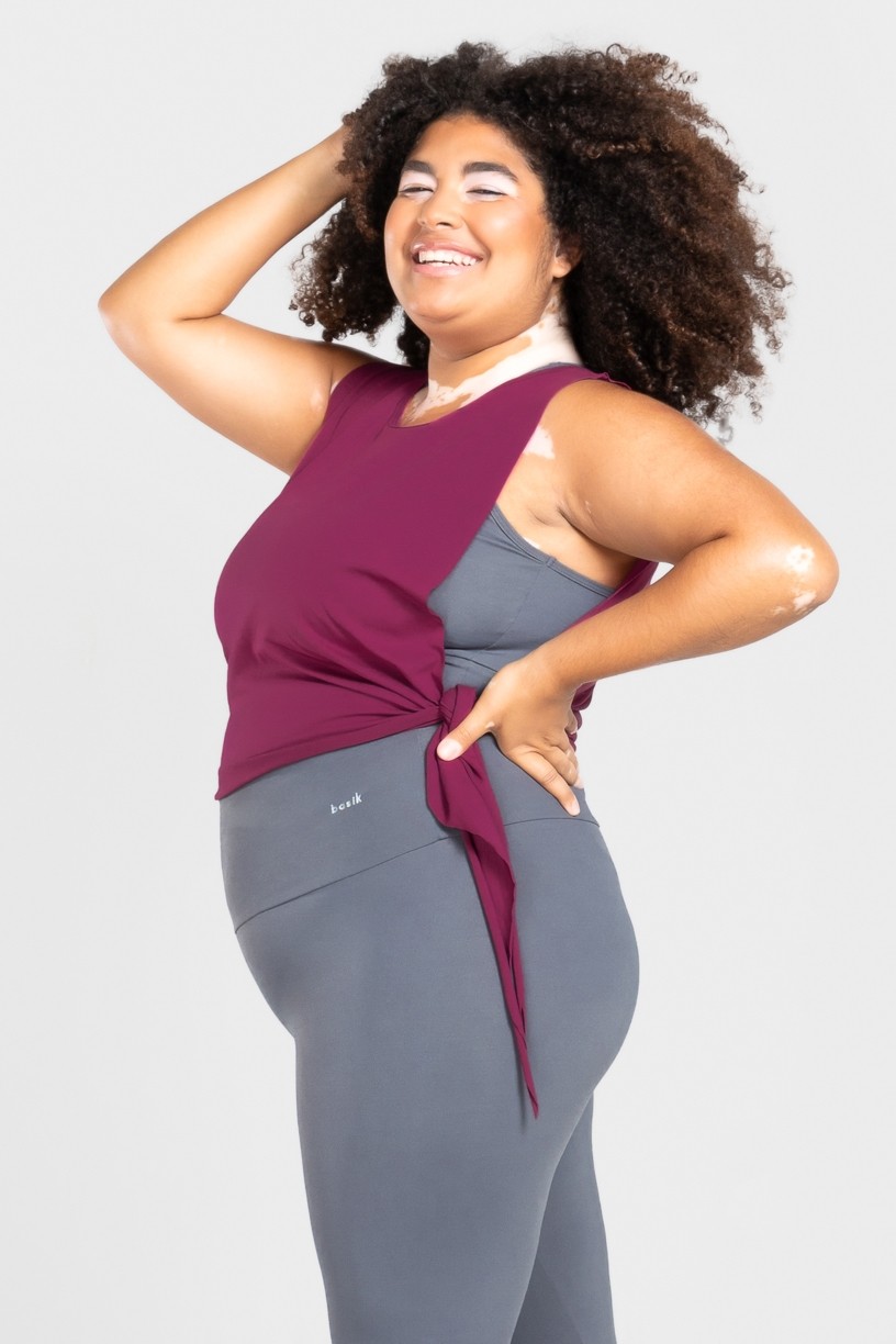 Regata com Nózinho Lateral Básica Plus Size (Roxo) | Ref: KP3083-C