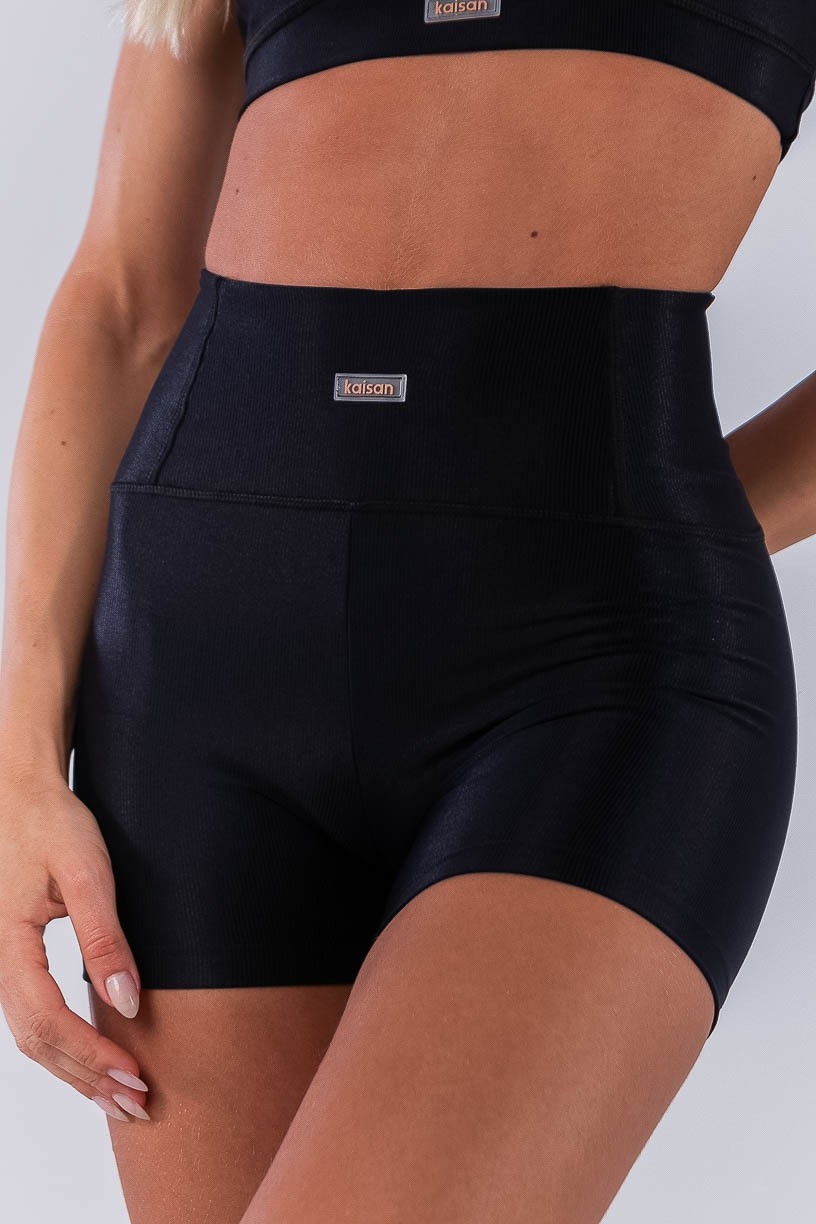 Short Canelado com Bolso no Cós (Preto) | Ref: K4494-A