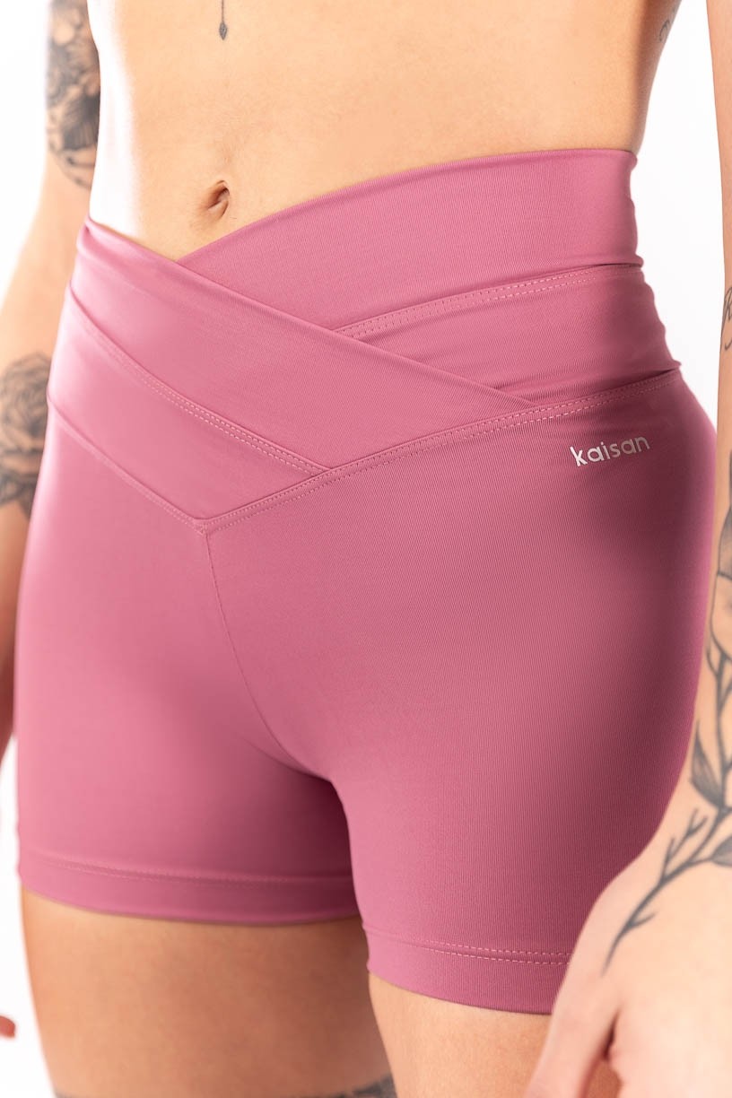 K4043-B_Short_com_Cos_Transpassado_Frente_e_Costas_Rose__Ref:_K4043-B