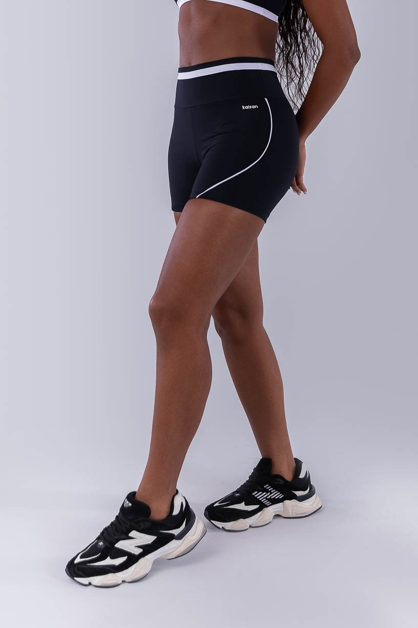 Short com Faixa no Cós e Vivo (Preto / Branco) | Ref: K4491-A