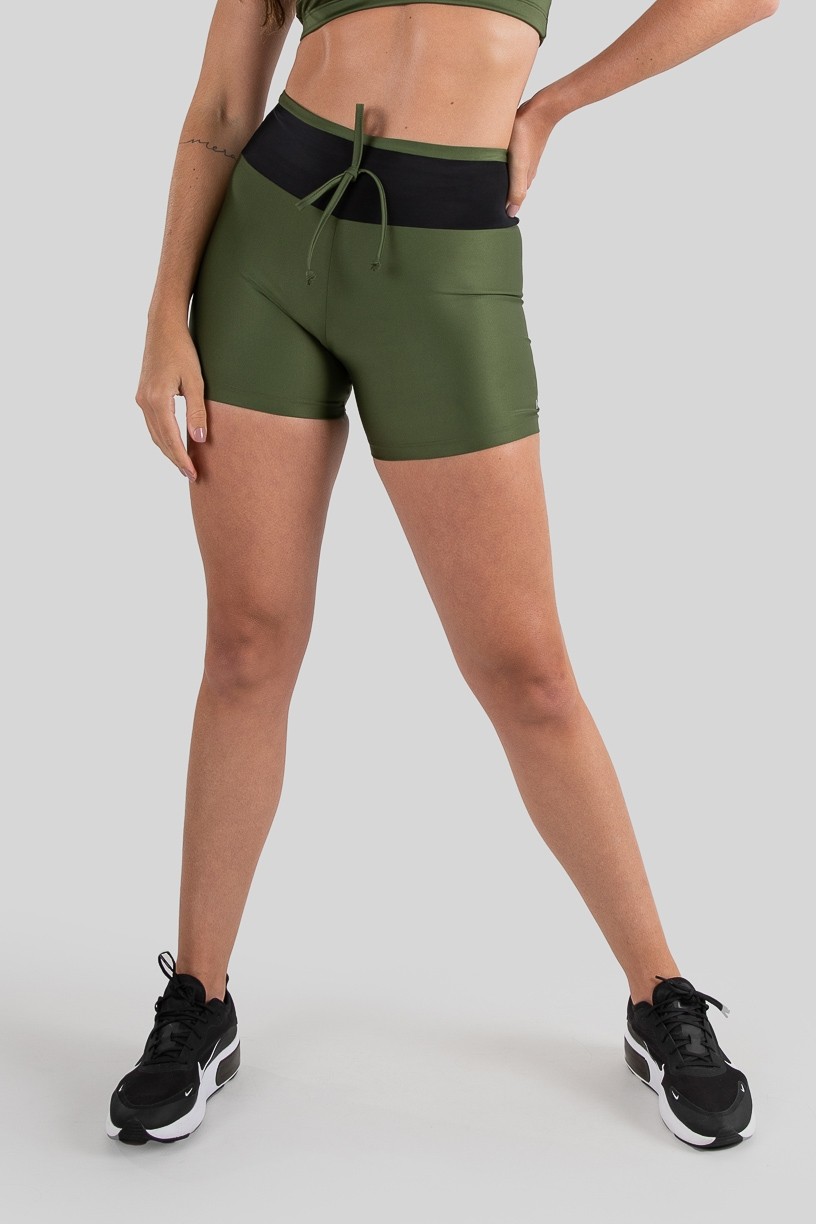 Short Duas Cores com Cadarço (Verde Militar  Preto)  Ref K3220-B