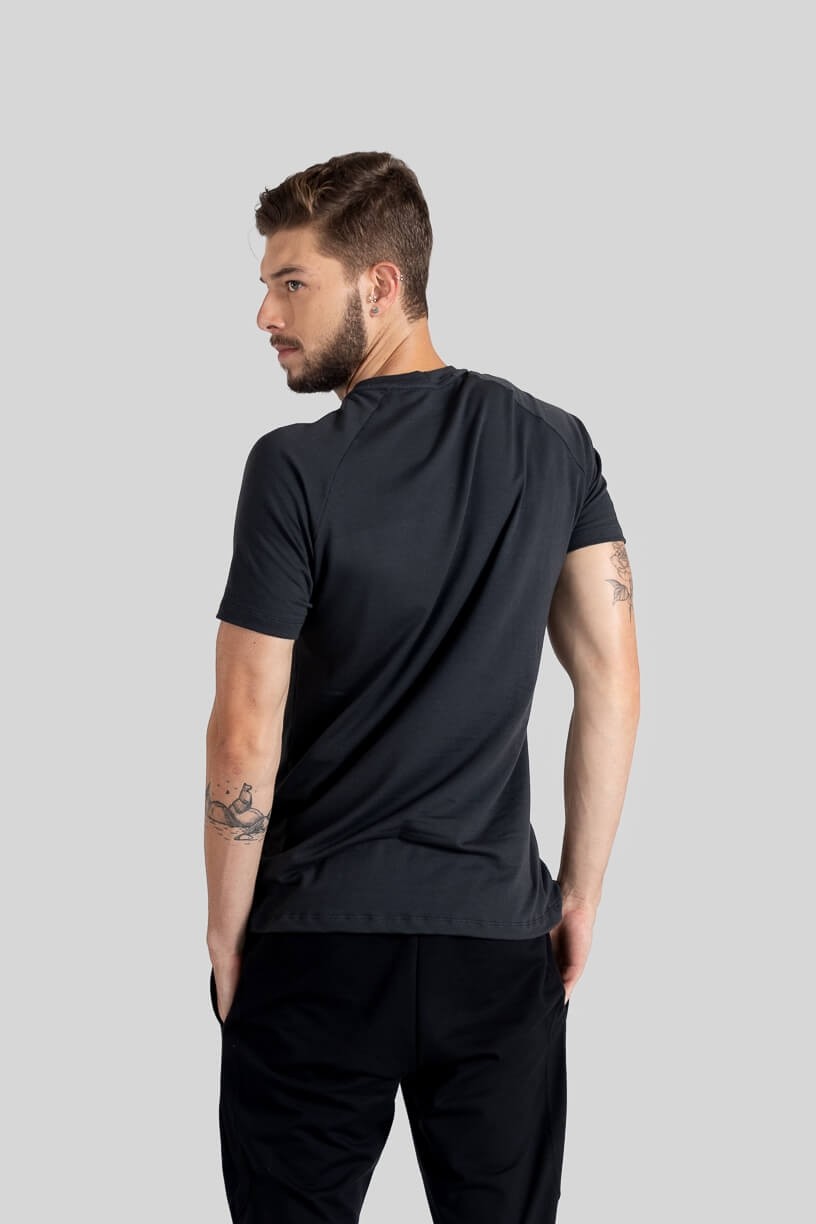 Camiseta Raglan Masculina (Chumbo) | Ref: K3115-F