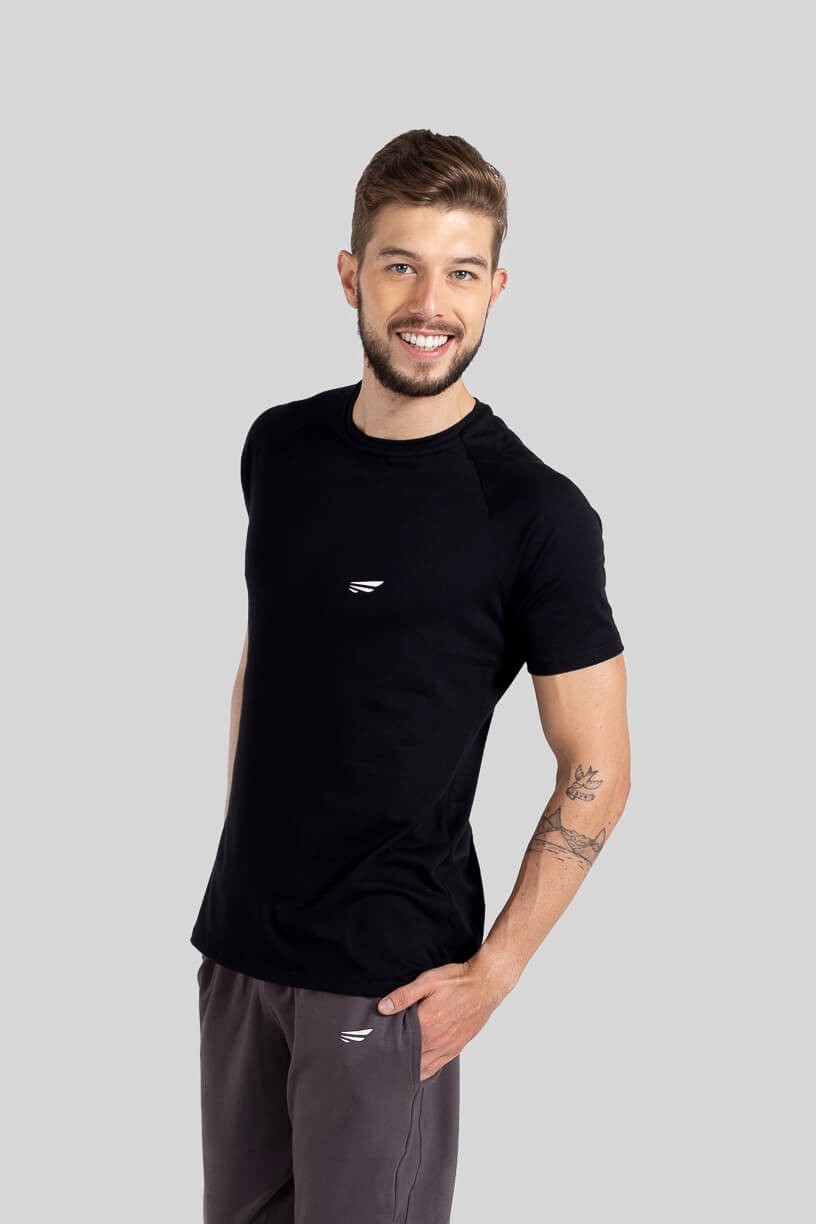 Camiseta Raglan Masculina (Preto) | Ref: K3115-A