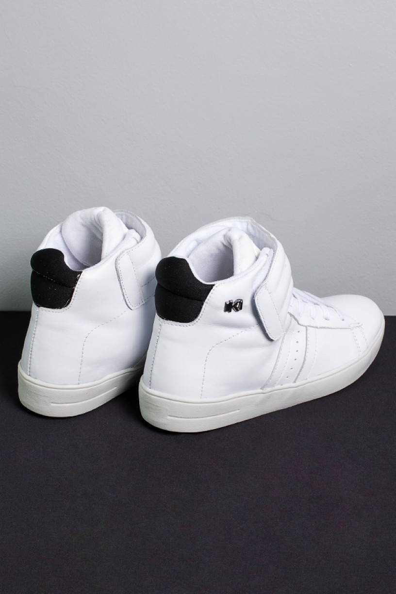 Sneakers Cano Médio com Velcro (Branco) | Ref: KS-T58-001 