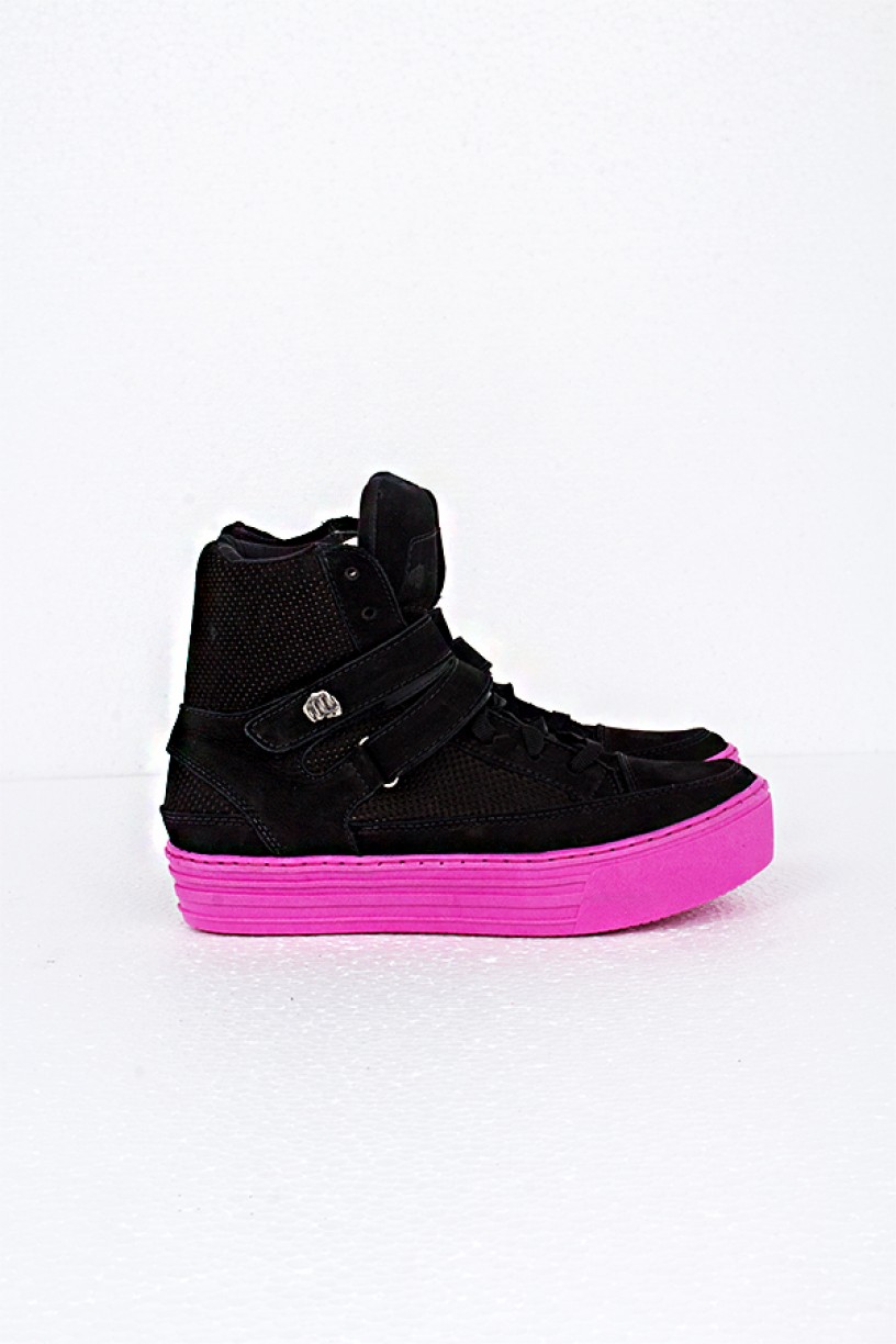 Tênis Gravity Nobuck Preto Sola Pink | Ref: T20