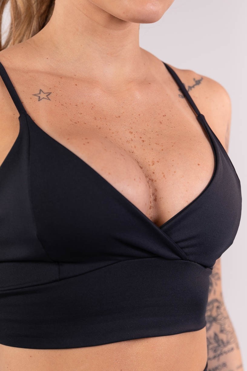 K3577-A_Top_de_Alcinha_Rolote_Preto__Ref:_K3577-A