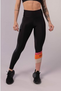 Calça Legging com Recortes Coloridos Pespontados (Preto / Rosa / Laranja / Nude) | Ref: K3482-A