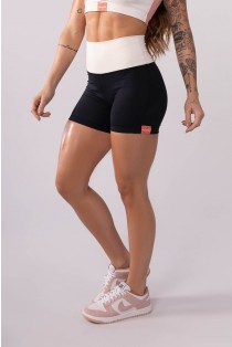 Short com Recortes e Cós Alto (Preto / Off-White / Rosa) | Ref: K3518-A