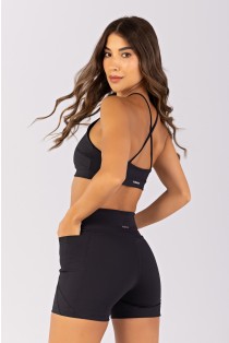 Short com Bolsos e Recortes (Preto) | Ref: K4783-A