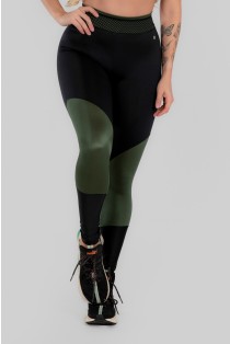 Calça Legging com Recorte e Cós com Elástico (Preto / Verde Militar) | Ref: K2969-C