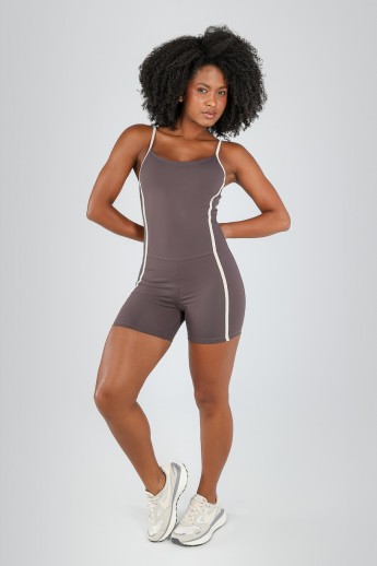 K4737-A_Macaquinho_com_Alcas_Contrastantes_Trufa__Off-White__Ref:_K4737-A