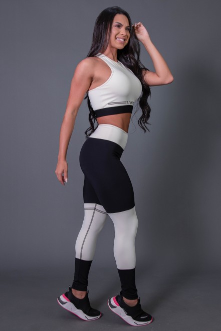 Calça Legging Fitness com Ponto de Cobertura e Silk (Preto / Off-White) | Ref: K2684-A