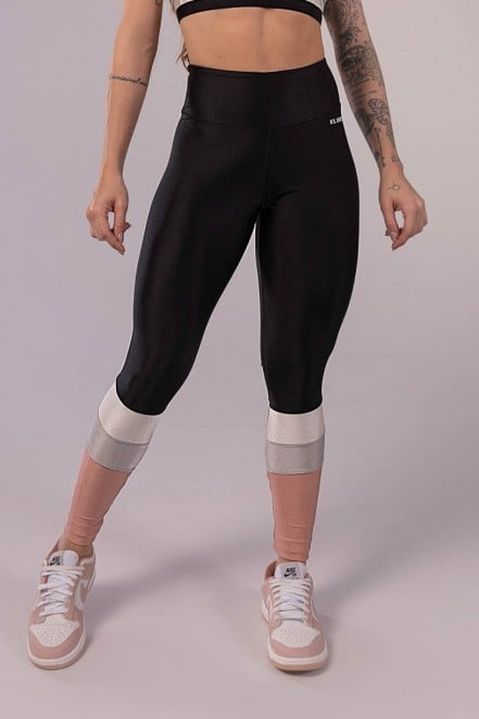 K3642-A_Calca_Legging_com_Recorte_Simetrico_Preto__Prata__Off-White__Rosa__Ref:_K3642-A