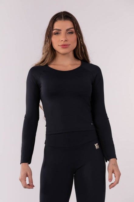 K3558-A_Blusa_com_Abertura_nas_Costas_Preto__Ref:_K3558-A