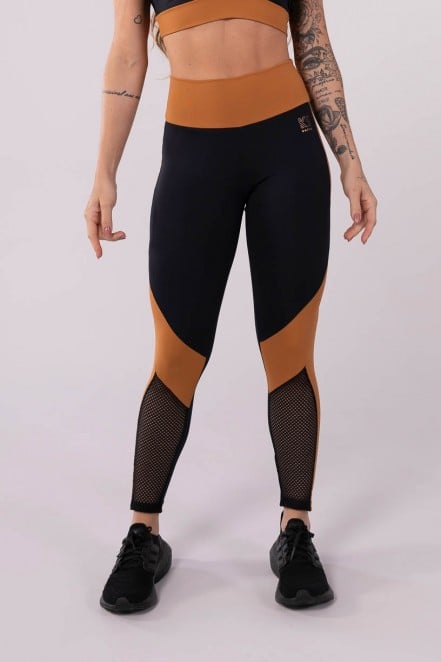 Calça Legging com Recortes e Tela (Preto / Marrom) | Ref: K3602-A