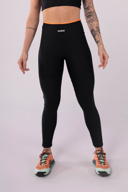 K3641-A_Calca_Legging_com_Vira_no_Cos_Preto__Laranja__Ref:_K3641-A