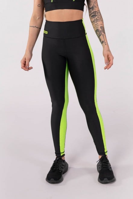 Calça Legging com Faixa Na Lateral e Entrepernas (Preto / Amarelo Neon) | Ref: K3752-A