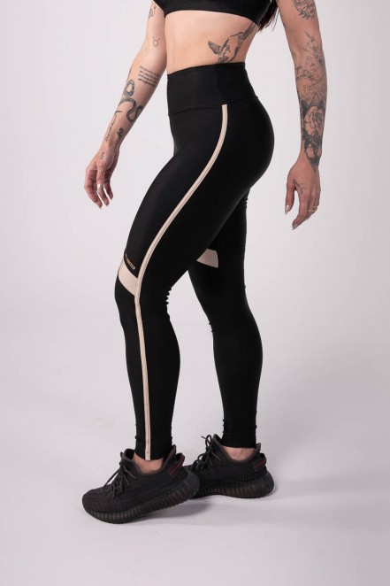 Calça Legging Assimétrica com Faixa e Chapado (Preto / Nude) | Ref: K3764-A