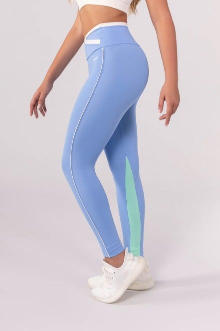 Calça Legging com Cós Transpassado e Vivo (Azul Claro / Off-White / Verde Claro) | Ref: K3846-B