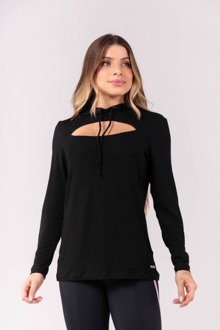 K3921-A_Blusa_com_Abertura_e_Capuz_Preto__Ref:_K3921-A