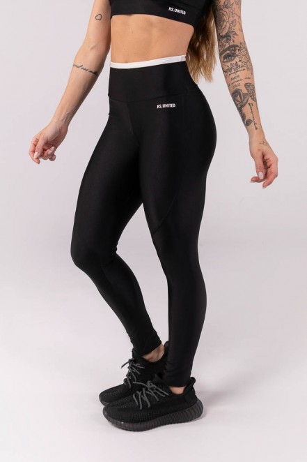 Calça Legging com Recorte e Cós com Vira (Preto / Off-White) | Ref: K3741-A