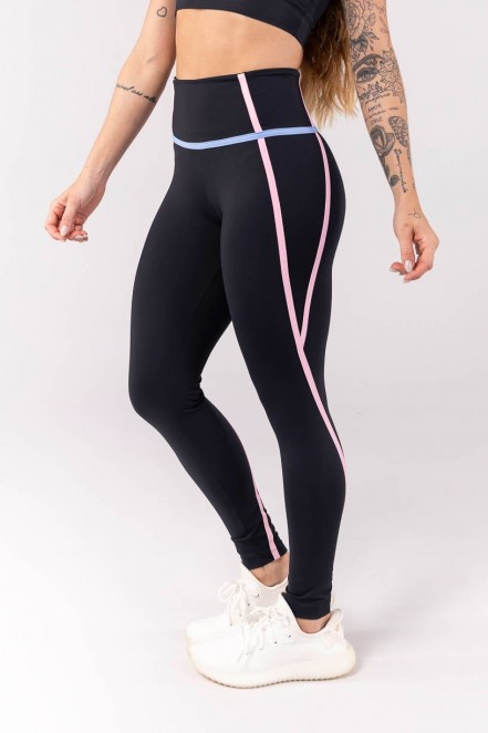 Calça Legging com Chapados Sobrepostos (Preto / Rosa Claro / Azul Claro) | Ref: K3903-A