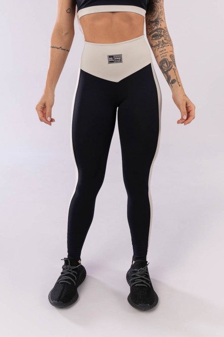 Calça Legging com Cós V e Faixa Lateral (Preto / Off-White) | Ref: K3951-A