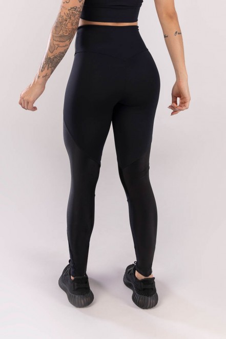 Calça Legging com Recorte Platinado na Perna (Preto) | Ref: K3969-A