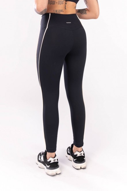 Calça Legging com Lateral Inteira e Vivo (Preto / Off White) | Ref: K4045-A