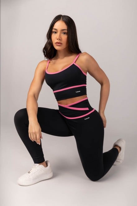 K4296-A_Calca_Legging_com_Cos_Transpassado_e_Chapado_Preto__Rosa_Chiclete__Ref:_K4296-A