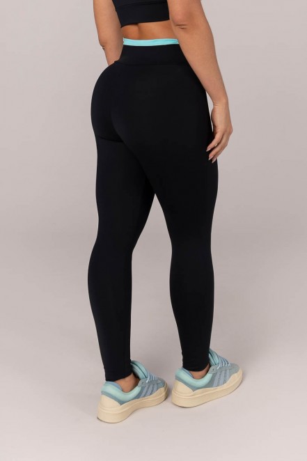 Calça Legging com Cós em V e Vira (Preto / Azul Turquesa) | Ref: K4312-A