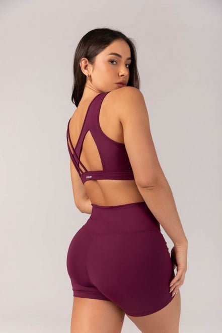 K4304-C_Short_com_Recortes_Uva__Ref:_K4304-C