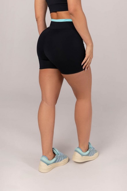 Short com Cós em V e Vira (Preto / Azul Turquesa) | Ref: K4313-A