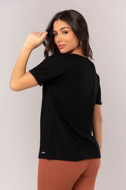 Blusa com Dobra na Manga (Preto) | Ref: K4346-A