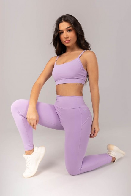 K4343-C_Calca_Legging_com_Recortes_Costas_Lilas__Ref:_K4343-C