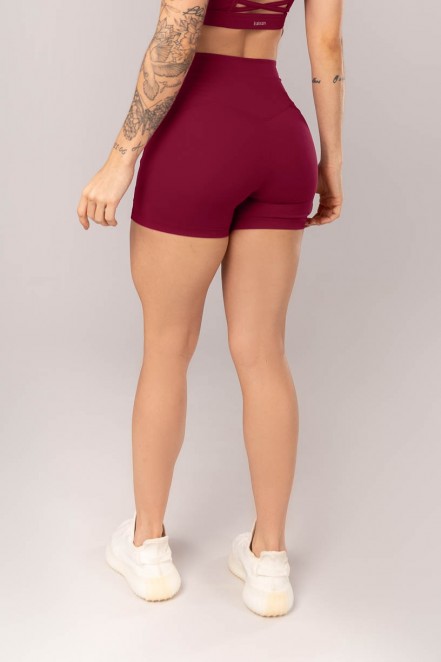 Short com Recortes Costas (Açaí) | Ref: K4344-B