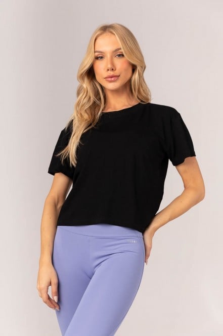 K4377-A_Blusa_com_Abertura_Nas_Costas_Preto__Ref:_K4377-A