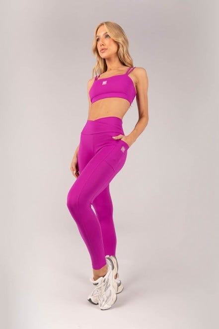 K4360-A_Calca_Legging_com_Cos_Transpassado_e_Bolsos_Roxo__Ref:_K4360-A