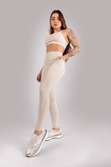 K4413-C_Calca_Legging_sem_Gancho_e_com_Bolsos_Bege__Ref:_K4413-C