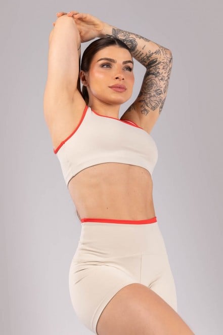 K4221-E_Short_com_Cos_de_Vira_Bege__Vermelho_Tomate__Ref:_K4221-E