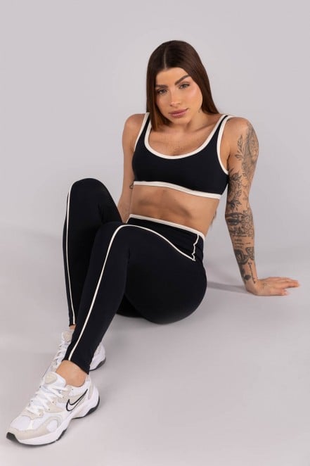 K4454-C_Calca_Legging_com_Vivo_e_Vies_Contrastante_Preto__Off-White__Ref:_K4454-C