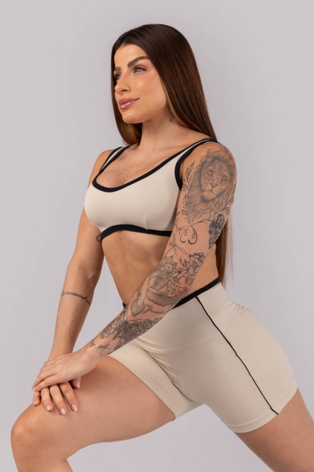 K4455-A_Short_com_Vivo_e_Vies_Contrastante_Bege__Preto__Ref:_K4455-A