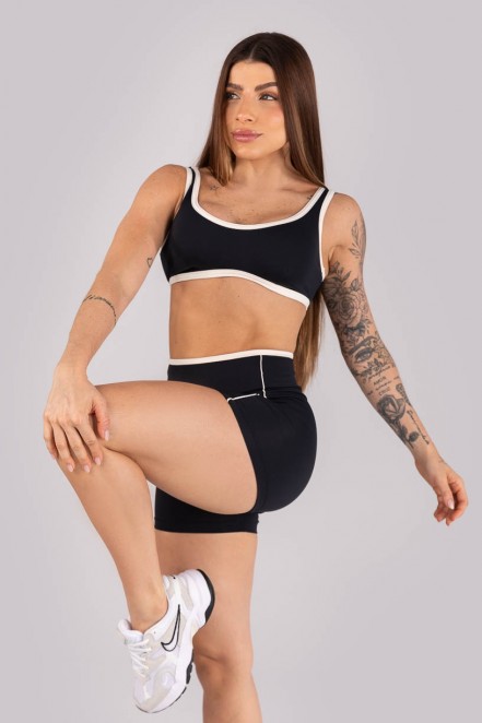 K4455-C_Short_com_Vivo_e_Vies_Contrastante_Preto__Off-White__Ref:_K4455-C