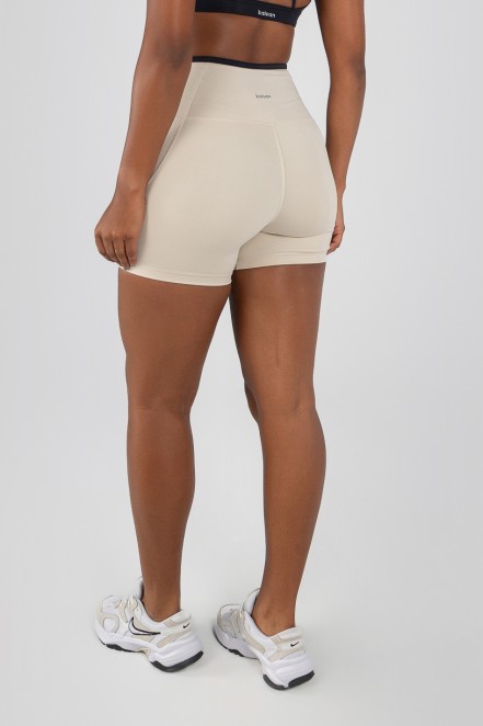 Short com Bolso e Vira (Off-White / Preto) | Ref: K4814-B