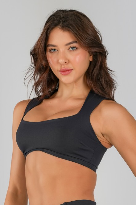 K4707-A_Top_com_Mangas_e_Decote_Reto_Preto__Ref:_K4707-A
