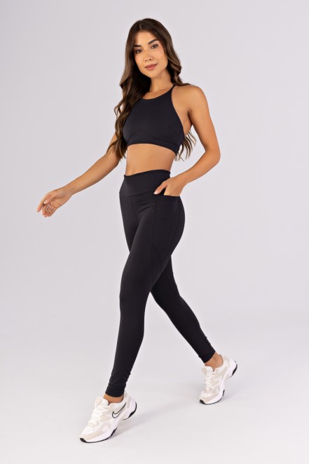 K4782-A_Calca_Legging_com_Bolsos_e_Recortes_Preto__Ref:_K4782-A