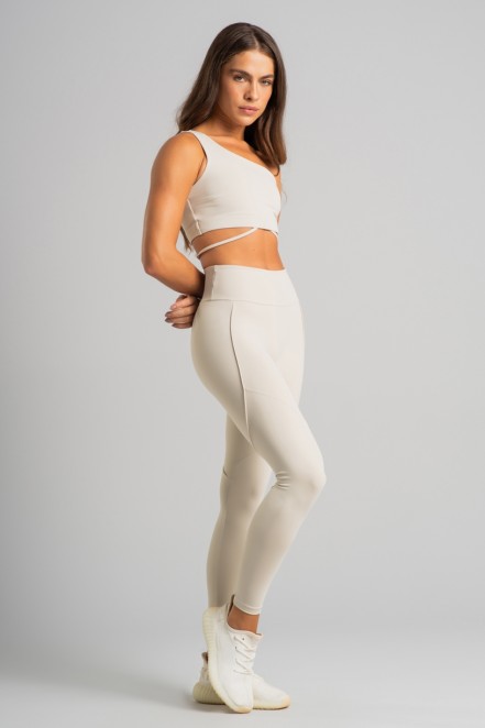 K4825-B_Calca_Legging_sem_Gancho_com_Vivo_e_Cos_em_V_Off-White__Ref:_K4825-B