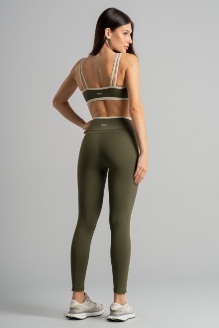 Top com Alças Duplas e Decote Sinuoso (Militar / Off-White) | Ref: K4693-C