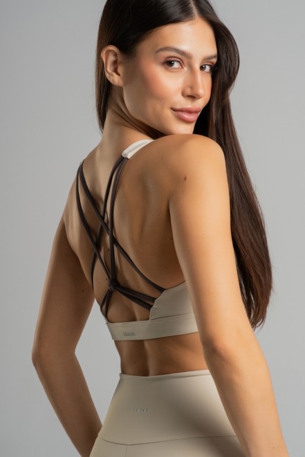 K4857-A_Top_com_Alcas_Entrelacadas_nas_Costas_Off-White__Trufa__Ref:_K4857-A