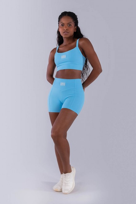 Short com Cós em V e Recortes (Azul Céu) | Ref: K4201-G